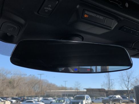 Used 2018 Chevrolet Camaro LT image 27