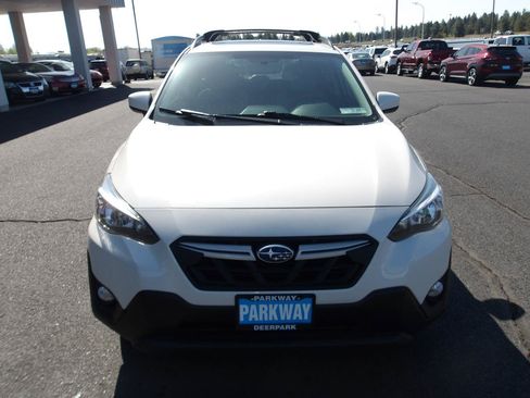 Used 2021 Subaru Crosstrek 2.0i Premium w/ Moonroof Package AWD/4WD image 8