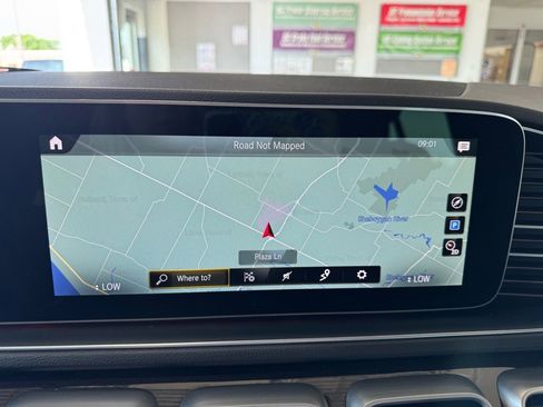 Used 2021 Mercedes-Benz GLE 350 4MATIC image 29