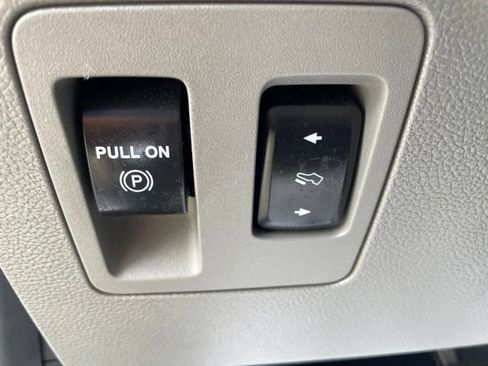 Used 2020 Ford F150 XLT w/ Equipment Group 302A Luxury AWD/4WD image 16