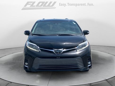 Used 2020 Toyota Sienna Limited Premium AWD/4WD image 3