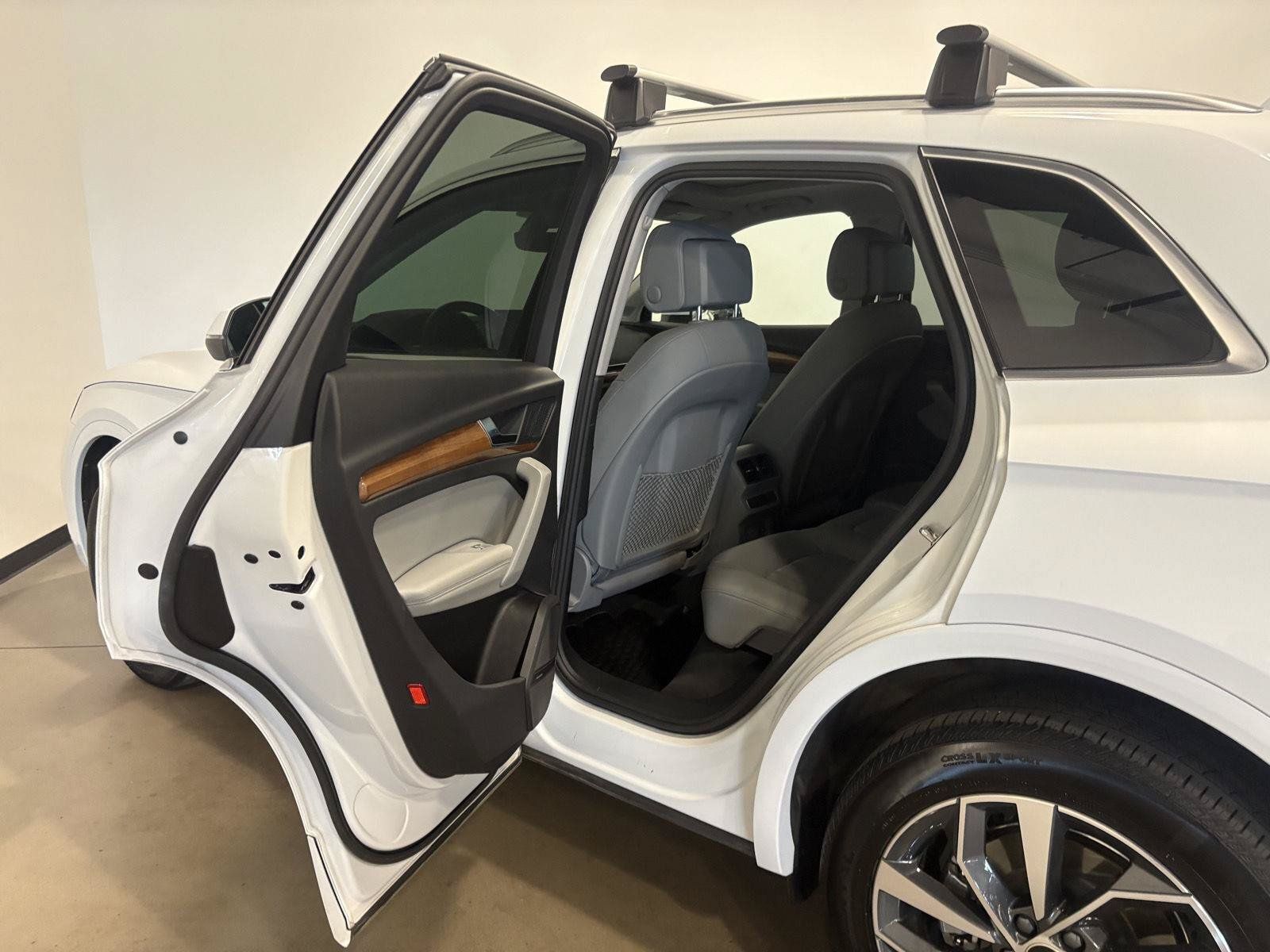 Used 2023 Audi Q5 2.0T Premium Plus AWD/4WD image 30