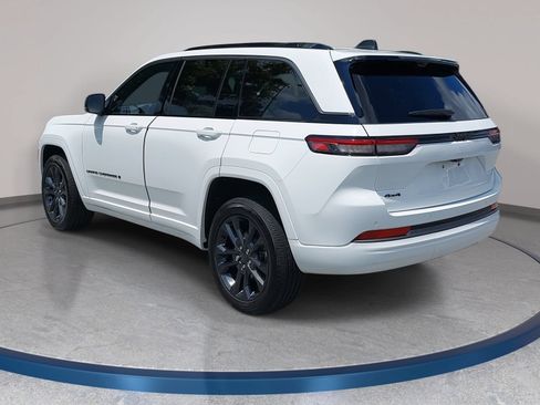 Used 2026 Jeep Grand Cherokee Limited AWD/4WD image 7