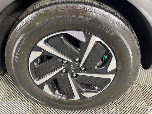 Used 2024 Kia Sportage LX image 31