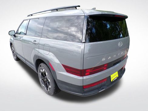 Certified 2025 Hyundai Santa Fe SEL AWD/4WD image 4