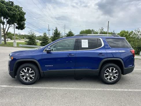 Used 2023 GMC Acadia SLE w/ Driver Convenience Package AWD/4WD image 2
