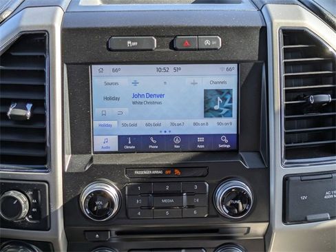 Used 2017 Ford F150 Lariat w/ Equipment Group 502A Luxury image 17