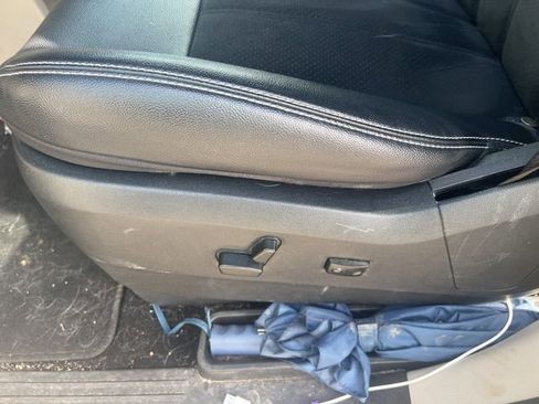 Used 2020 Dodge Grand Caravan SXT w/ Driver Convenience Group image 7