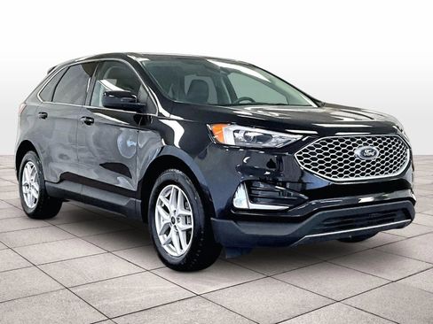 Used 2023 Ford Edge SEL w/ Convenience Package image 2