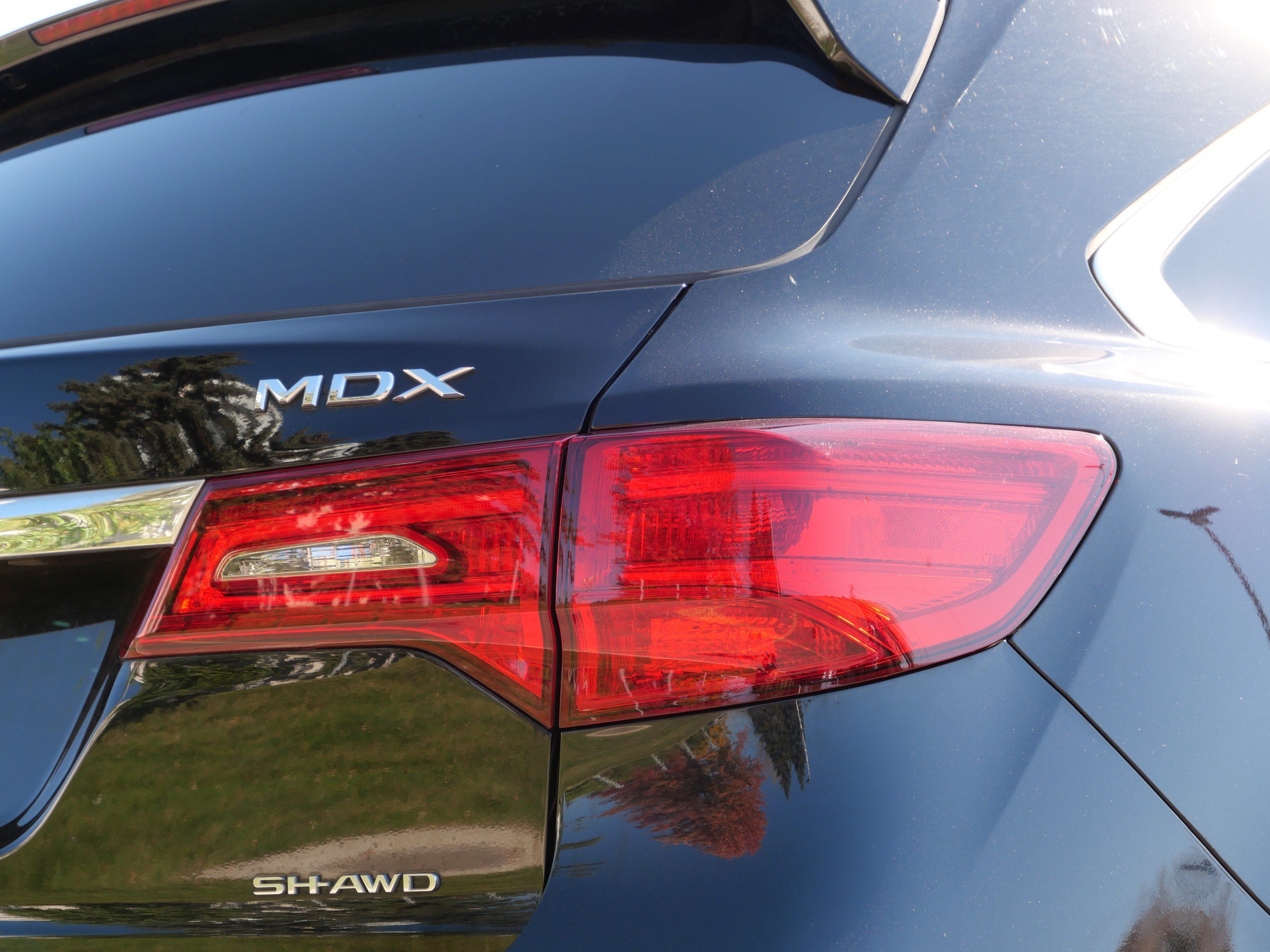 Used 2020 Acura MDX SH-AWD image 17