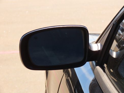 Used 2014 Dodge Charger R/T w/ Wheels & Tunes Group image 18