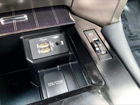 Used 2021 Lexus GX 460 Premium w/ Premium Package AWD/4WD image 34