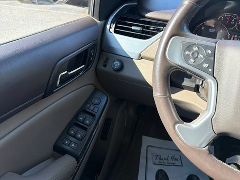 Used 2016 GMC Yukon SLT w/ Open Road Package RWD image 19