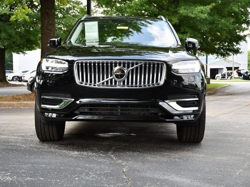 Used 2023 Volvo XC90 B6 Plus w/ Protection Package AWD/4WD image 2
