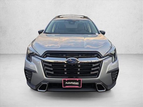 Used 2025 Subaru Ascent Touring AWD/4WD image 6