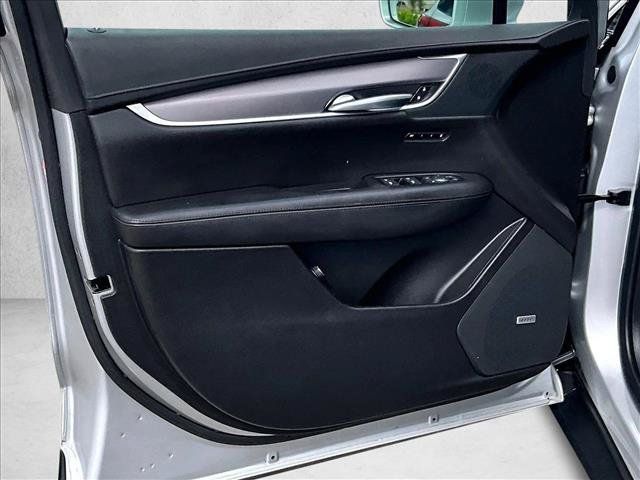 Used 2019 Cadillac XT5 Luxury AWD/4WD image 17