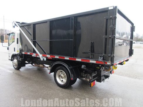 Used 2024 Isuzu NQR image 4