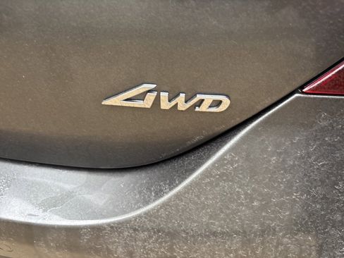 Used 2023 Genesis G70 2.0T w/ Sport Prestige Package image 5