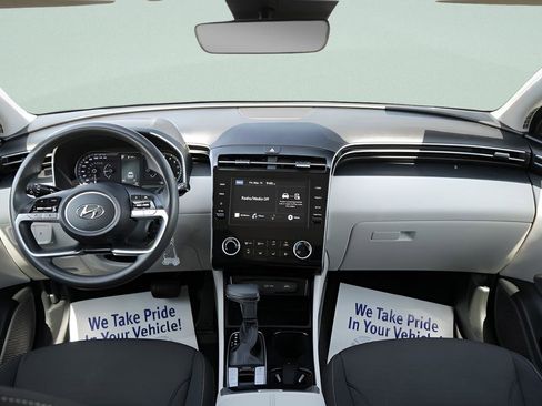 Certified 2024 Hyundai Tucson SE FWD image 16
