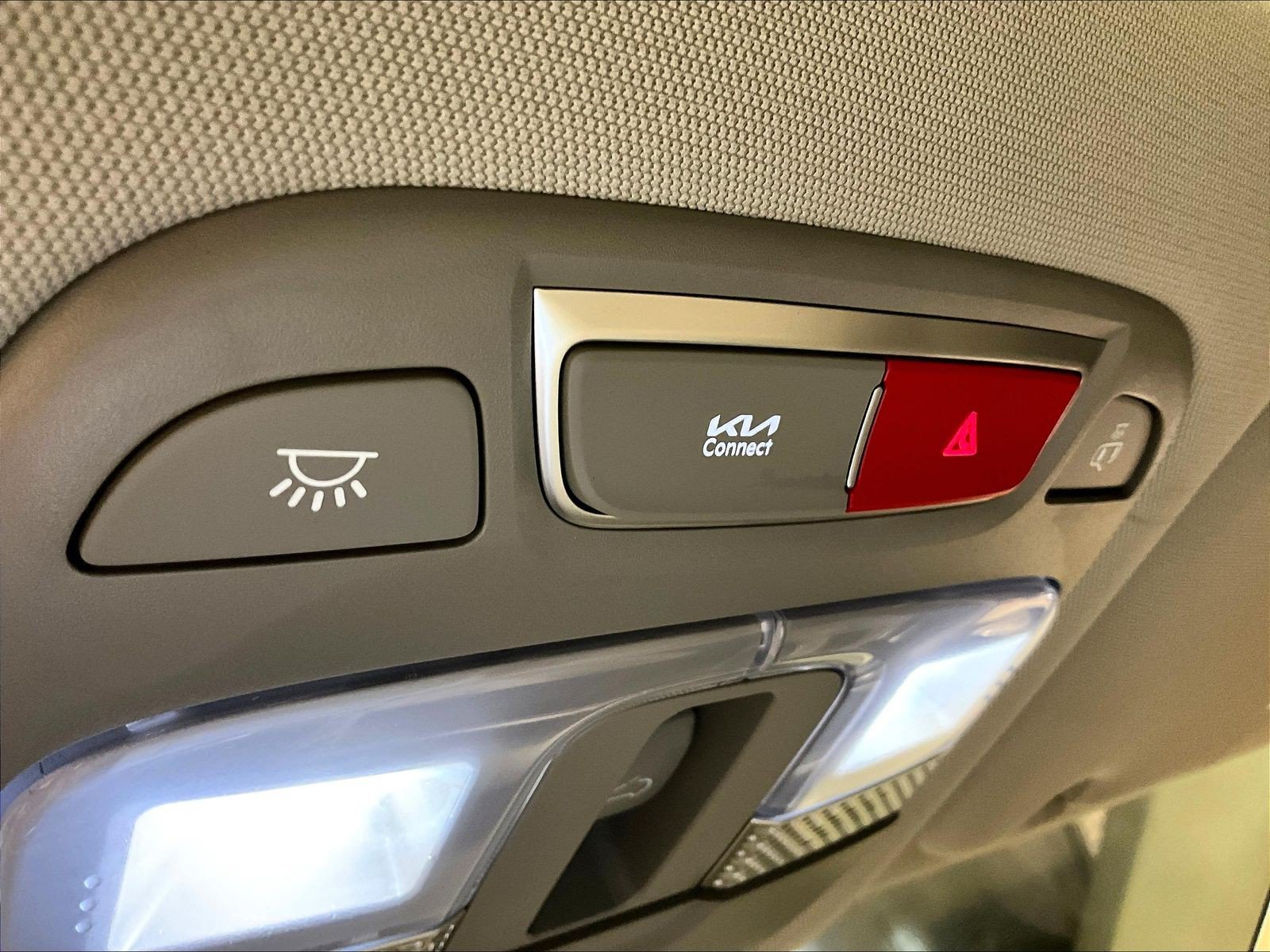 Used 2025 Kia Telluride S FWD image 41