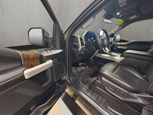 Used 2020 Ford F150 Lariat w/ Equipment Group 502A Luxury image 12