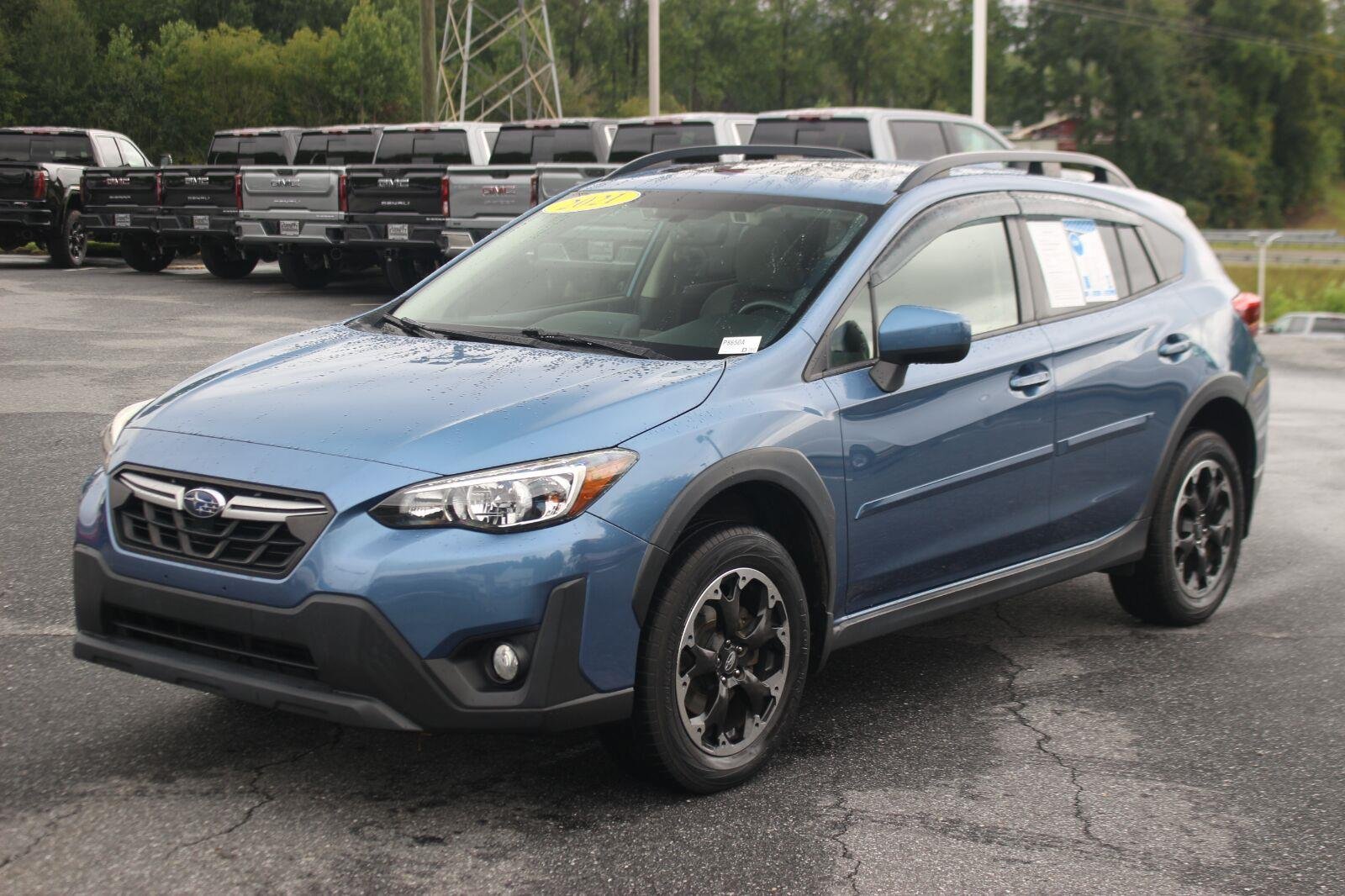 Used 2021 Subaru Crosstrek 2.0i Premium w/ Moonroof Package AWD/4WD image 3