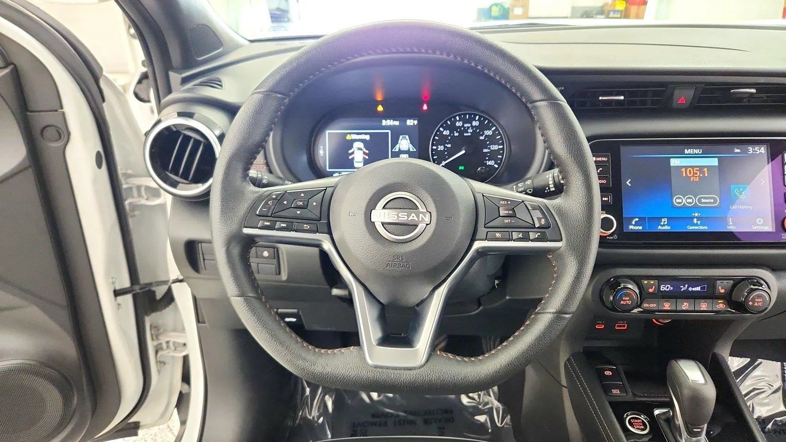 Used 2024 Nissan Kicks SR w/ SR Premium Package FWD image 25