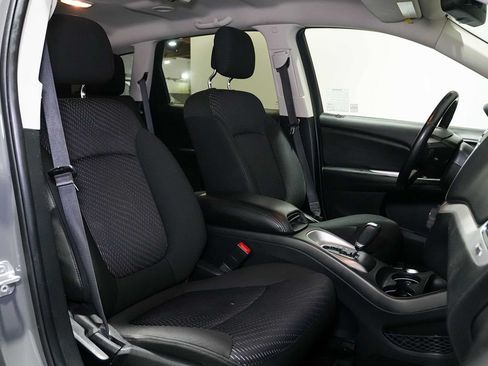 Used 2019 Dodge Journey SE w/ Premium Group FWD image 27