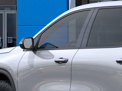 New 2026 Chevrolet Traverse Z71 image 12