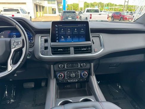 Used 2023 Chevrolet Tahoe RST AWD/4WD image 2