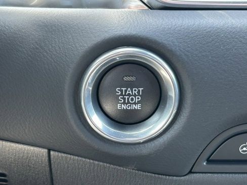 New 2025 MAZDA CX-5 Signature image 22