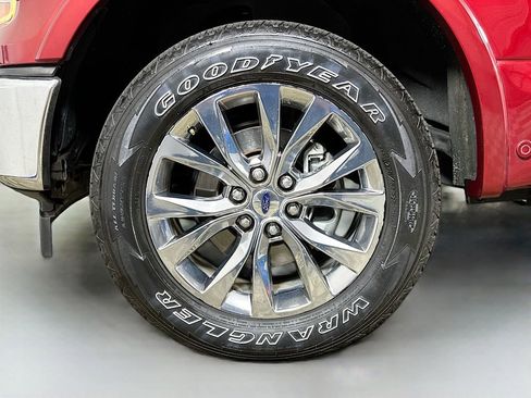 Used 2017 Ford F150 Lariat w/ Equipment Group 502A Luxury image 38