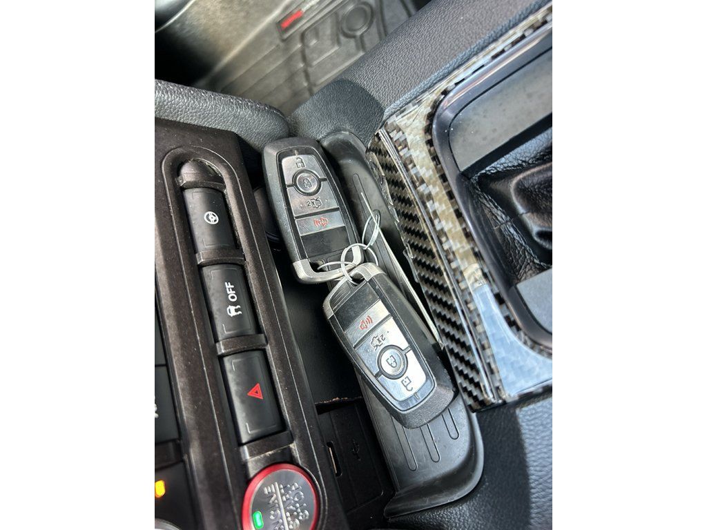 Used 2019 Ford Mustang Coupe RWD image 23