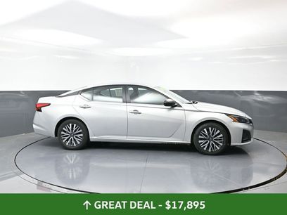 Used 2024 Nissan Altima 2.5 SV