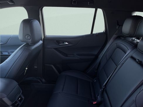 New 2026 Chevrolet Equinox LT w/ Convenience Package II image 17