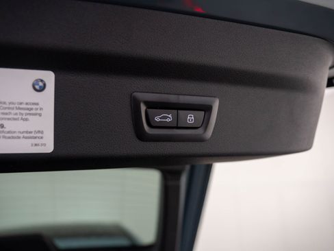 Certified 2025 BMW X2 xDrive28i w/ Premium Package image 32