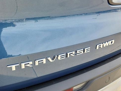 New 2026 Chevrolet Traverse LT w/ Driver Confidence Package AWD/4WD image 5