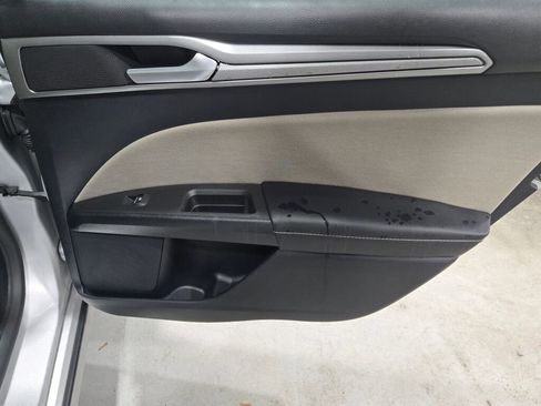 Used 2019 Ford Fusion S image 13