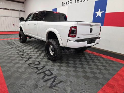Used 2022 RAM 3500 Limited w/ Night Edition AWD/4WD image 11