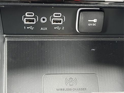 New 2025 Jeep Grand Cherokee Altitude image 27