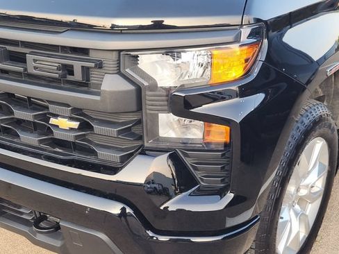 Used 2025 Chevrolet Silverado 1500 Custom AWD/4WD image 8