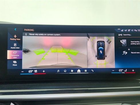 Used 2025 BMW X5 sDrive40i w/ M Sport Package image 49