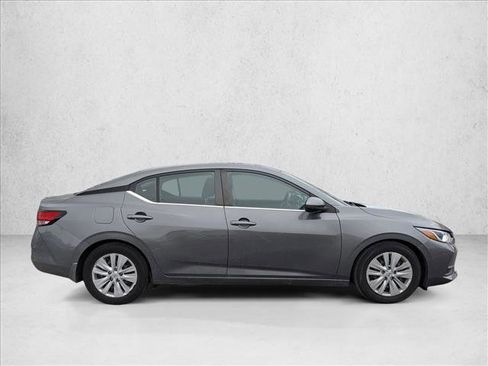 Used 2020 Nissan Sentra S image 3