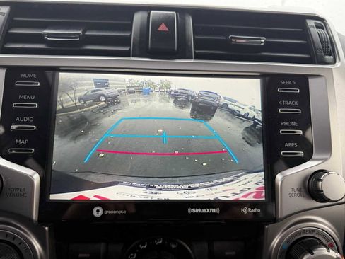 Used 2022 Toyota 4Runner SR5 Premium image 34