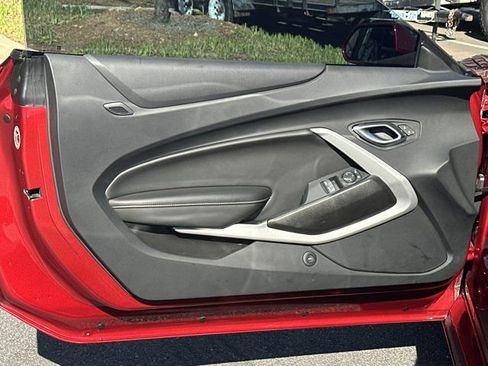 Used 2022 Chevrolet Camaro LT image 11