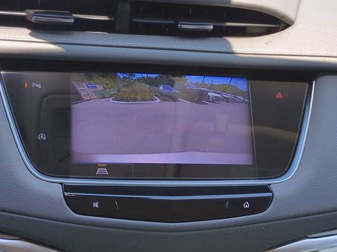 Used 2023 Cadillac XT5 Premium Luxury FWD image 18
