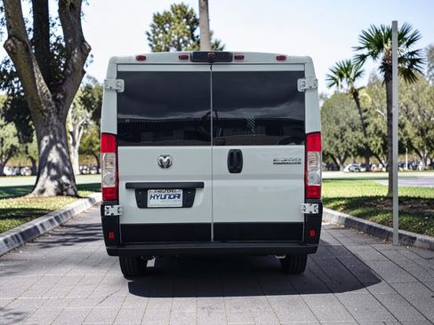 Used 2025 RAM ProMaster 2500 w/ U-Haul Equipment Group FWD image 6