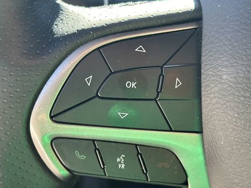 Used 2019 Dodge Challenger SXT w/ Blacktop Package image 19