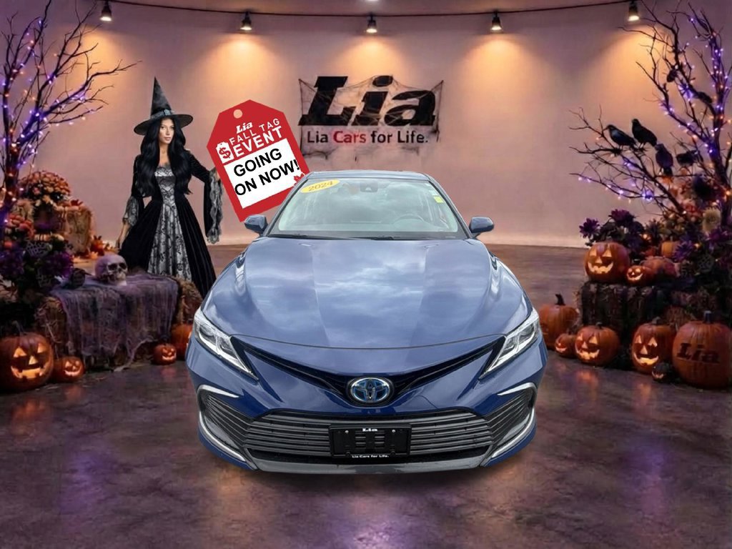 Used 2024 Toyota Camry LE w/ Cold Weather Package FWD image 8