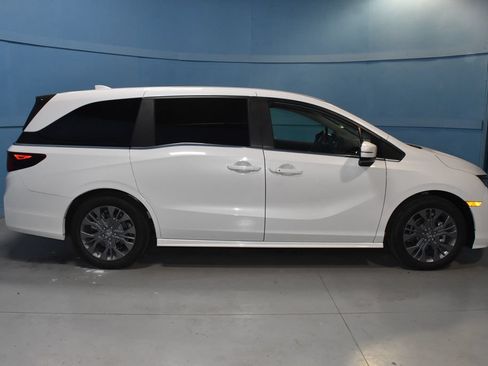 Used 2026 Honda Odyssey Touring image 24